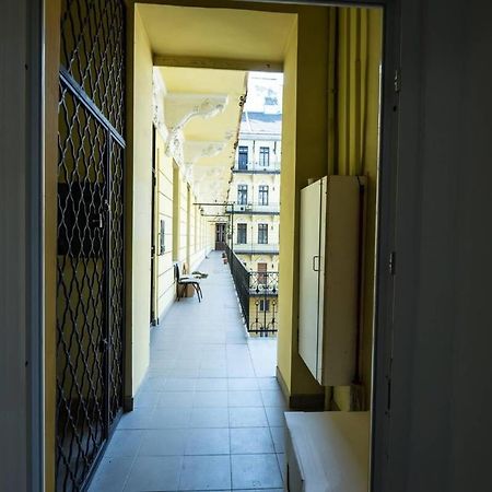 Brand New Studio With Aircon In The Center Βουδαπέστη Εξωτερικό φωτογραφία